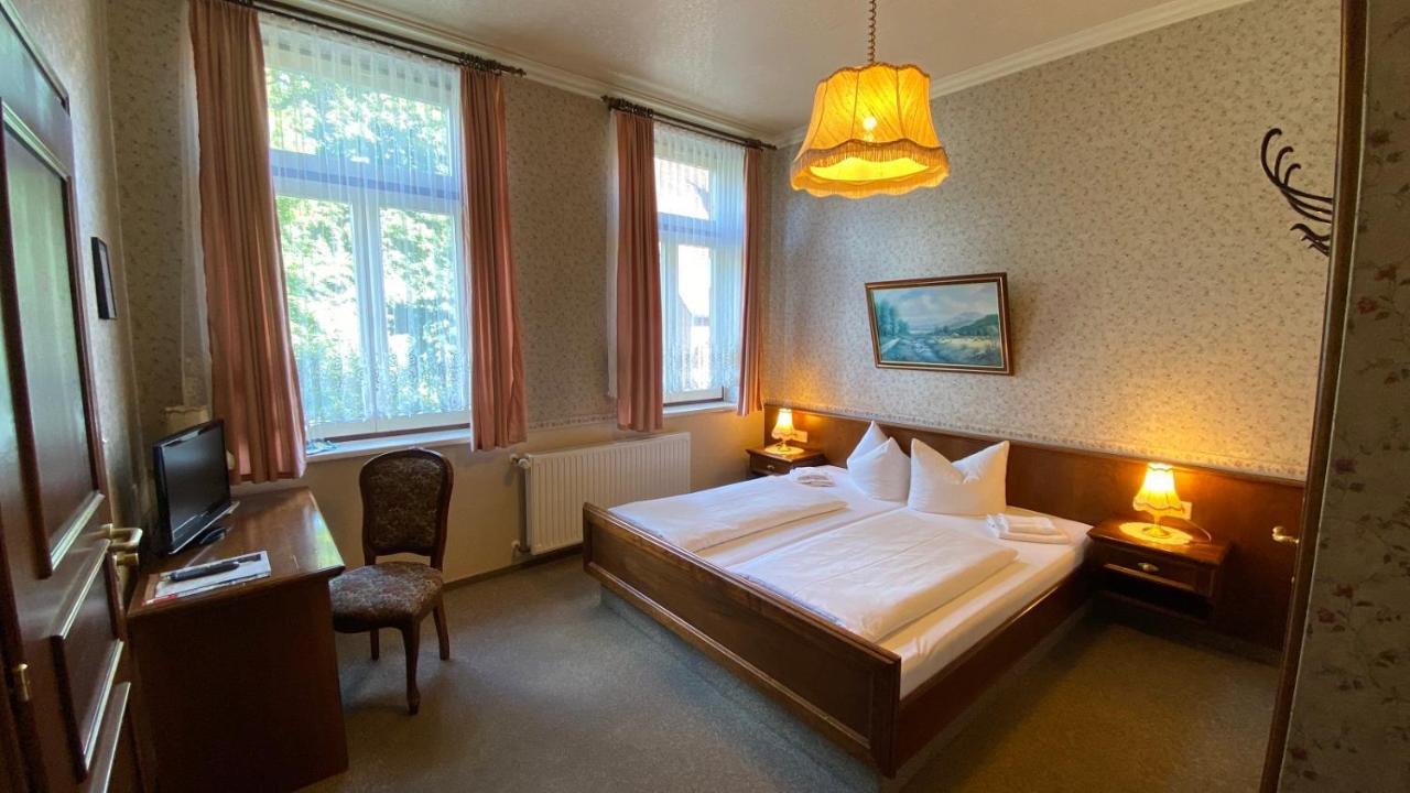 Braugasthof Papiermuehle Єна Екстер'єр фото