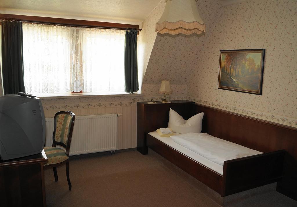 Braugasthof Papiermuehle Єна Номер фото